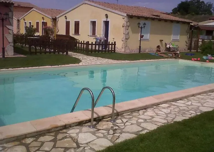 Apartman Relaxing Flat With Shared Pool In Viddalba Villavecchia