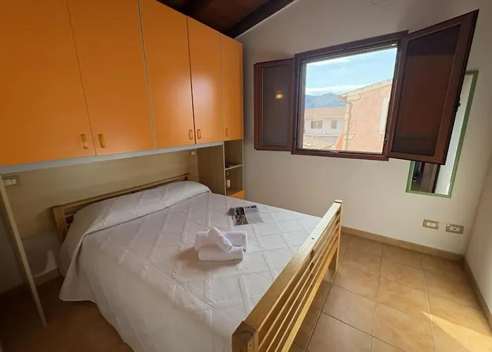 Relaxing Flat With Shared Pool In Viddalba Apartman Villavecchia