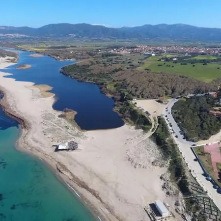 Διαμέρισμα Relaxing Flat With Shared Pool In Viddalba
