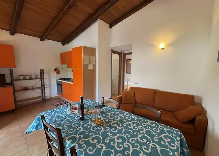 Apartment Relaxing Flat With Shared Pool In Viddalba Villavecchia